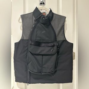 Nike Sportswear Therma-FIT Tech Pack Vest Men's Insulated Vest